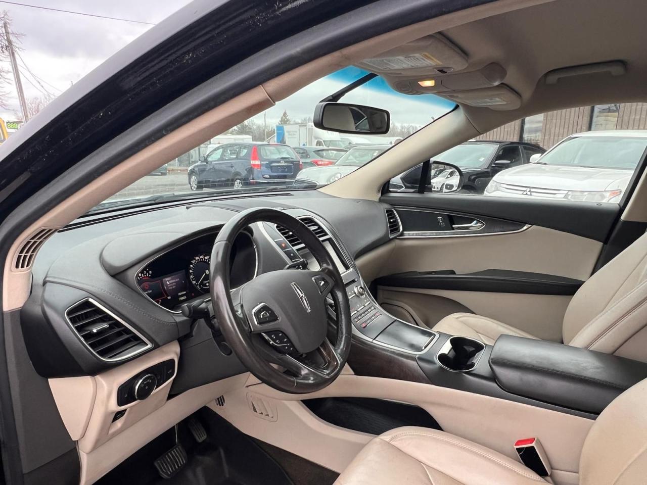 2016 Lincoln MKX AWD 4DR SELECT - Photo #9