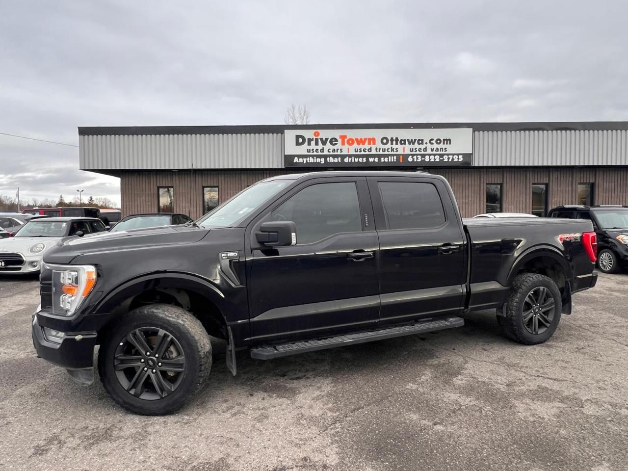 2021 Ford F-150 XLT - Photo #2