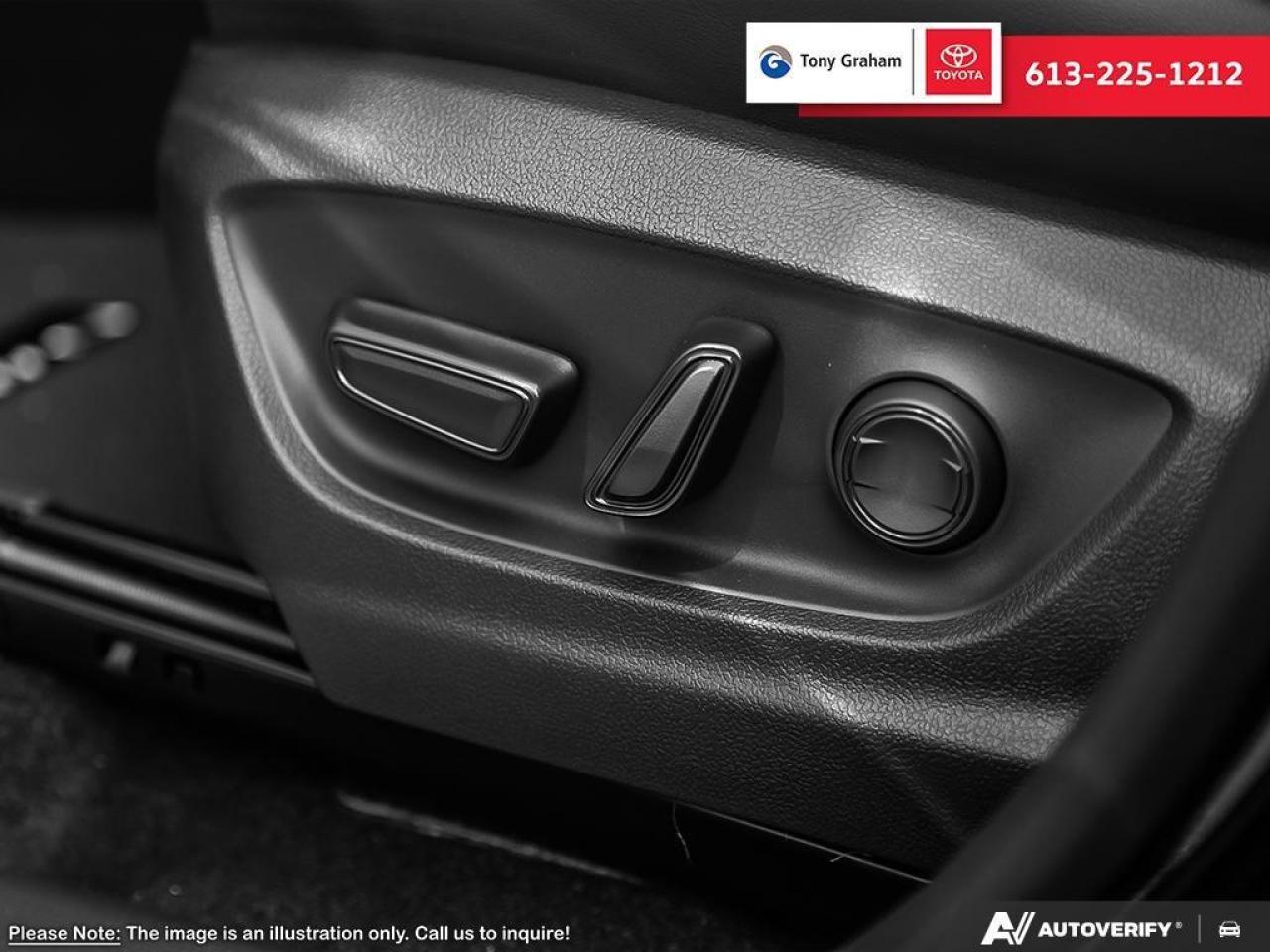 2025 Toyota Crown Signia Limited Photo