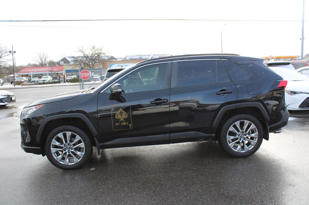 2021 Toyota RAV4 XLE AWD - Photo #4