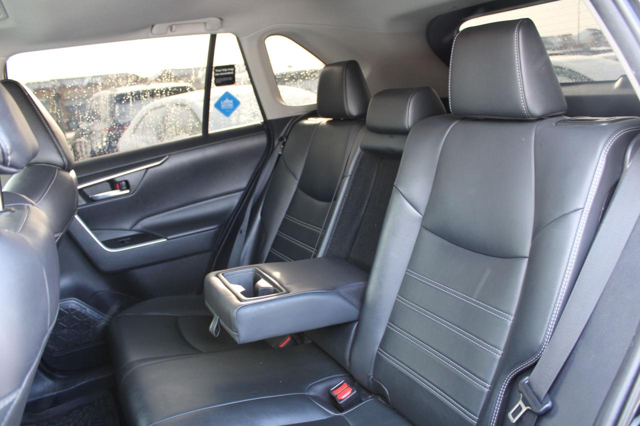 2021 Toyota RAV4 XLE AWD - Photo #9