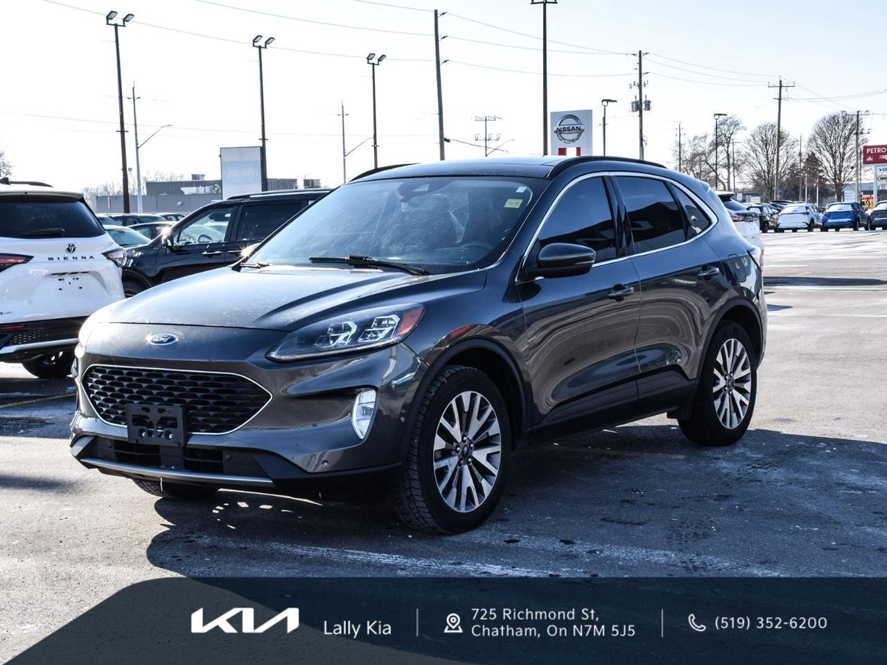 2020 Ford Escape Titanium New Arrival | Low KMs | Local Trade | No Accidents Photo