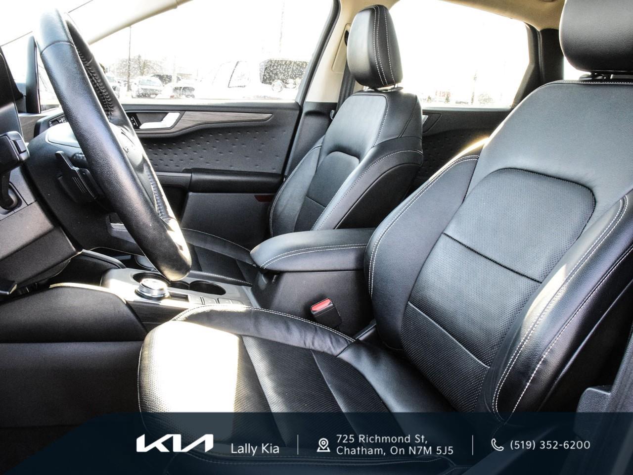 2020 Ford Escape Titanium New Arrival | Low KMs | Local Trade | No Accidents Photo