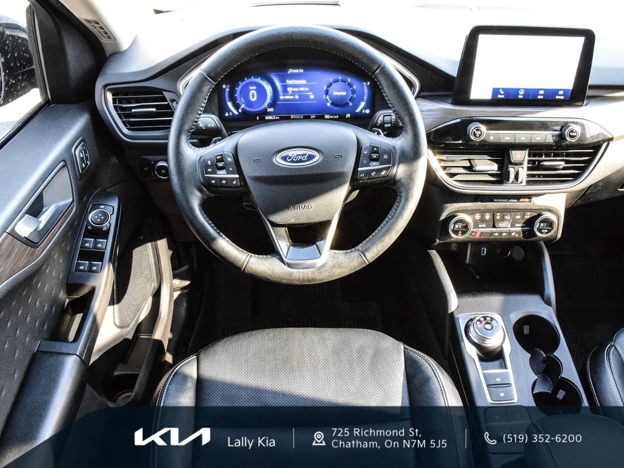 2020 Ford Escape Titanium New Arrival | Low KMs | Local Trade | No Accidents Photo