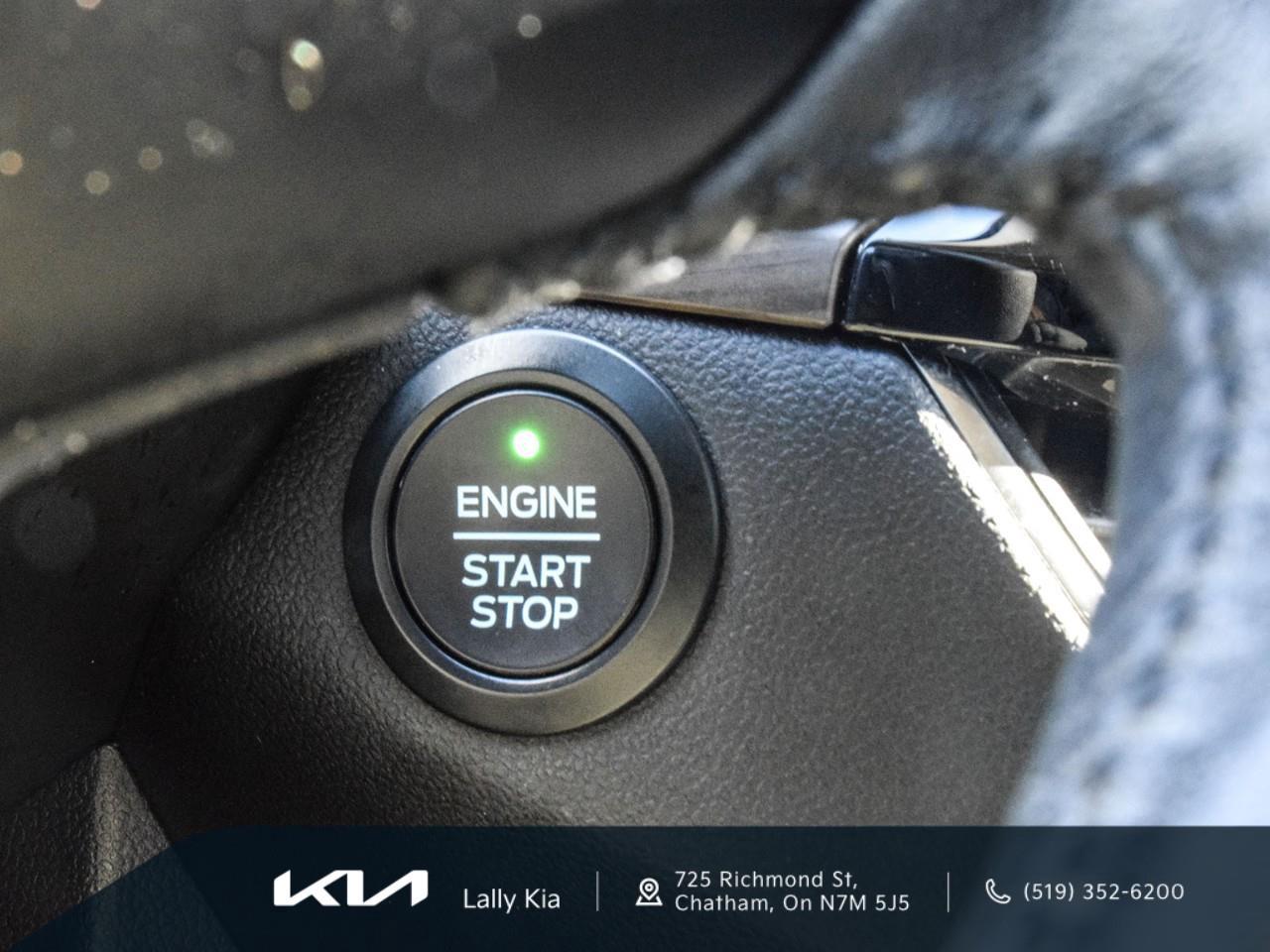 2020 Ford Escape Titanium New Arrival | Low KMs | Local Trade | No Accidents Photo