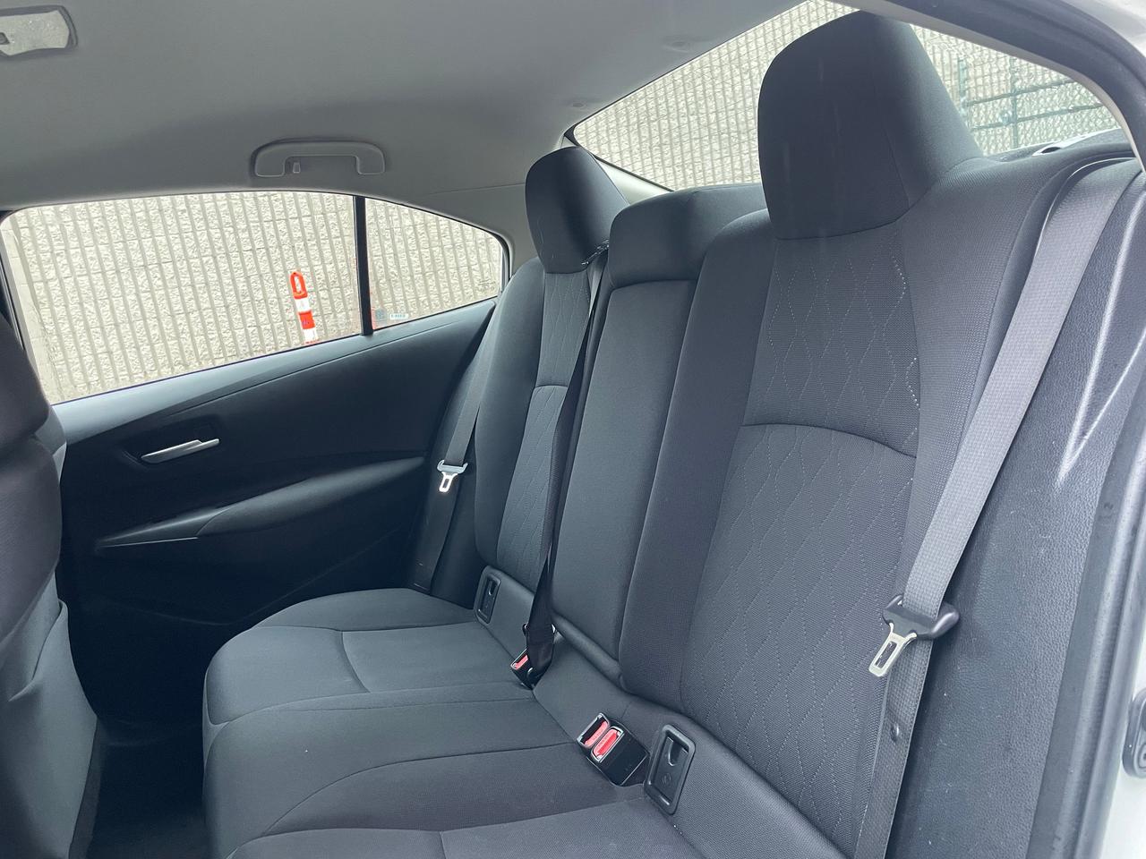 2020 Toyota Corolla LE FINANCING AVAILABLE Photo14
