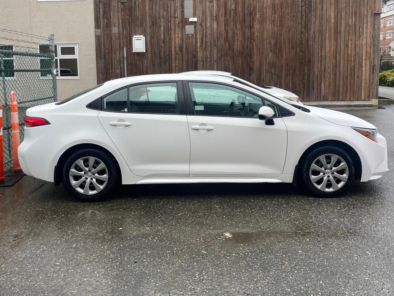 2020 Toyota Corolla LE FINANCING AVAILABLE Photo4
