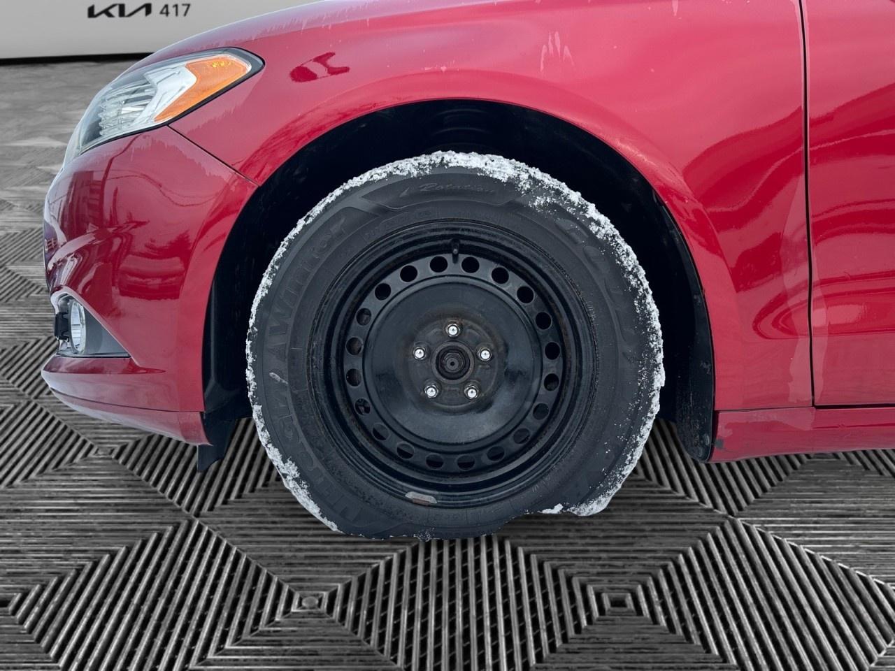 2013 Ford Fusion 4DR SDN SE AWD Photo