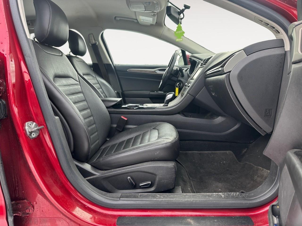 2013 Ford Fusion 4DR SDN SE AWD Photo