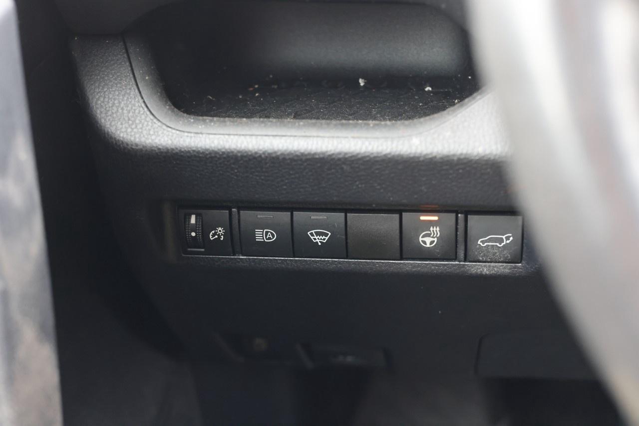 2019 Toyota RAV4 AWD Hybrid XLE Photo