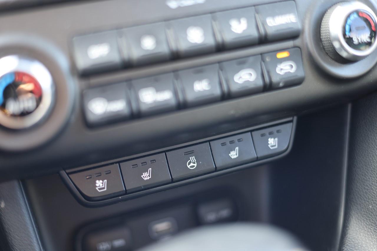 2020 Kia Sportage EX Tech AWD *Ltd Avail* Photo