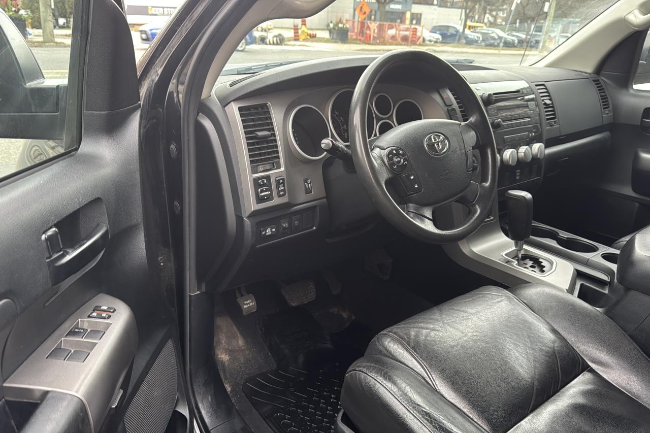 2012 Toyota Tundra SR5 - Photo #12