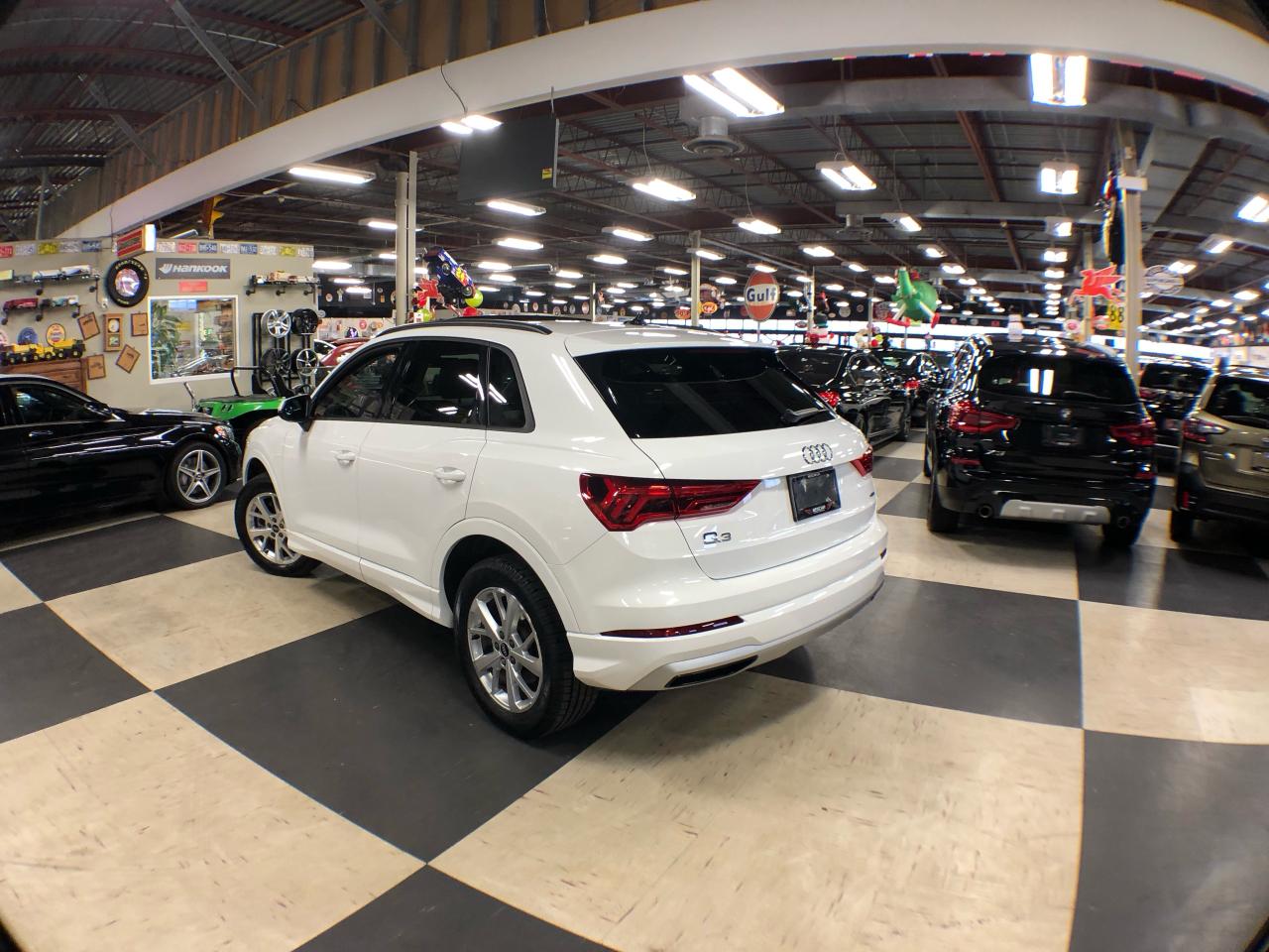 2022 Audi Q3 KOMFORT AWD LEATHER PANO/ROOF B/SPOT CAMERA Photo4