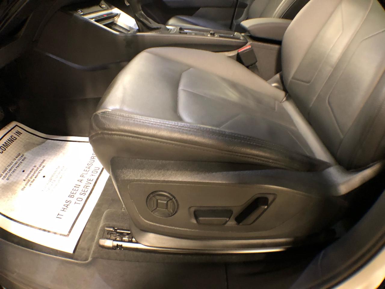 2022 Audi Q3 KOMFORT AWD LEATHER PANO/ROOF B/SPOT CAMERA Photo