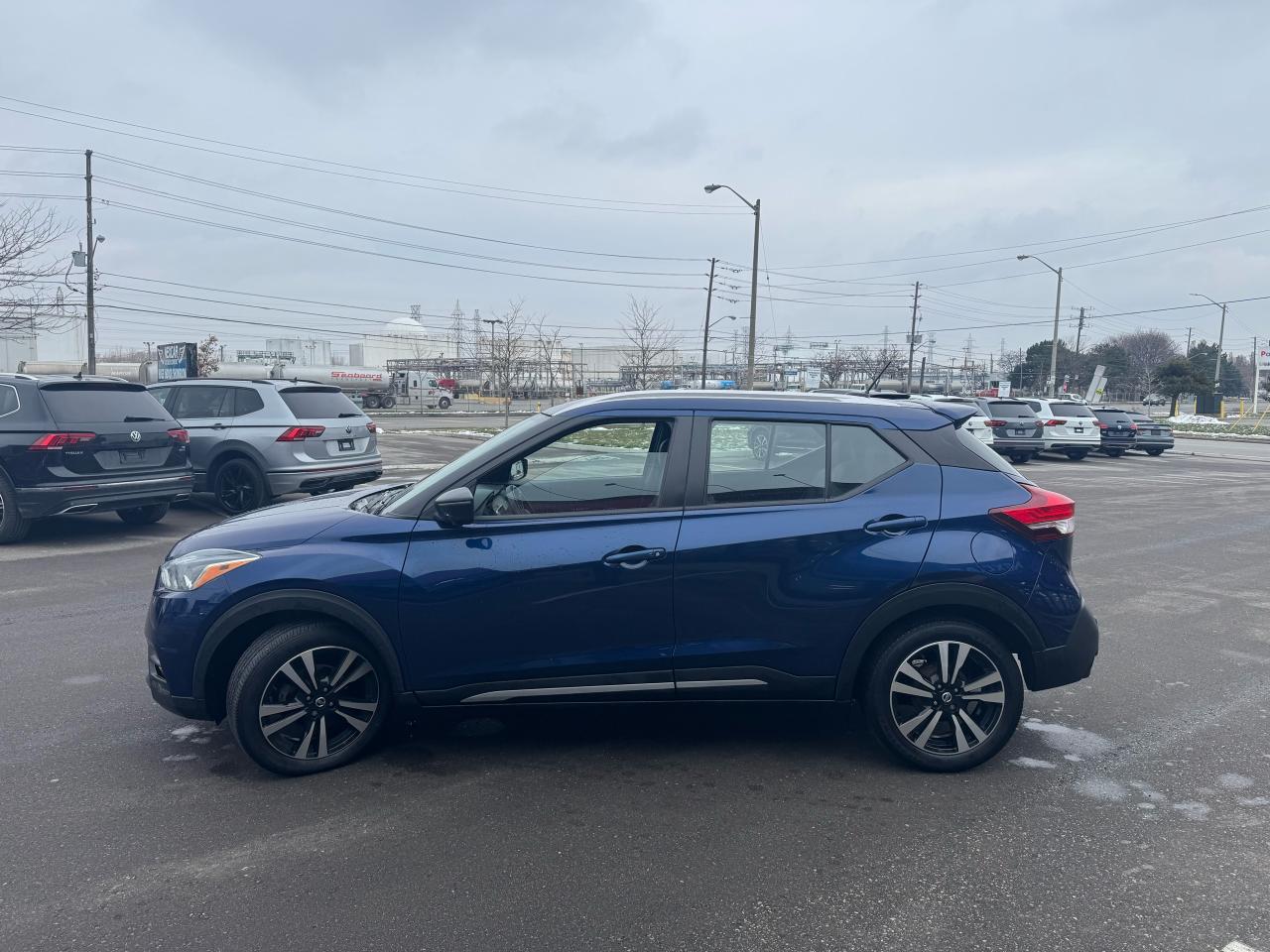 2020 Nissan Kicks SR LEATHER A/C A/CARPLAY L/ASSIST B/SPOT CAMERA Photo3