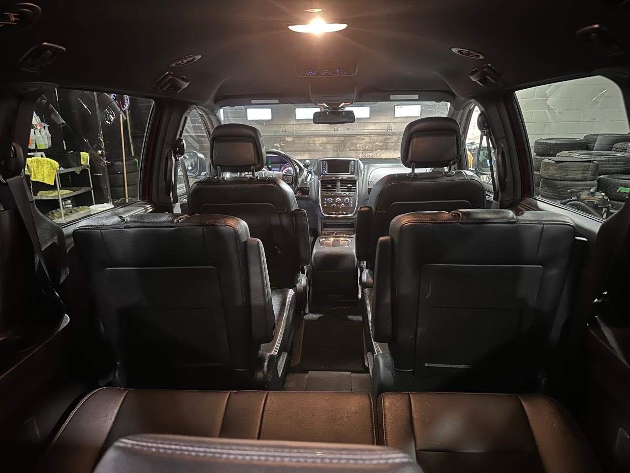 2019 Dodge Grand Caravan 35th ANNIVERSARY | LEATHER | NO ACCIDENTS - Photo #21