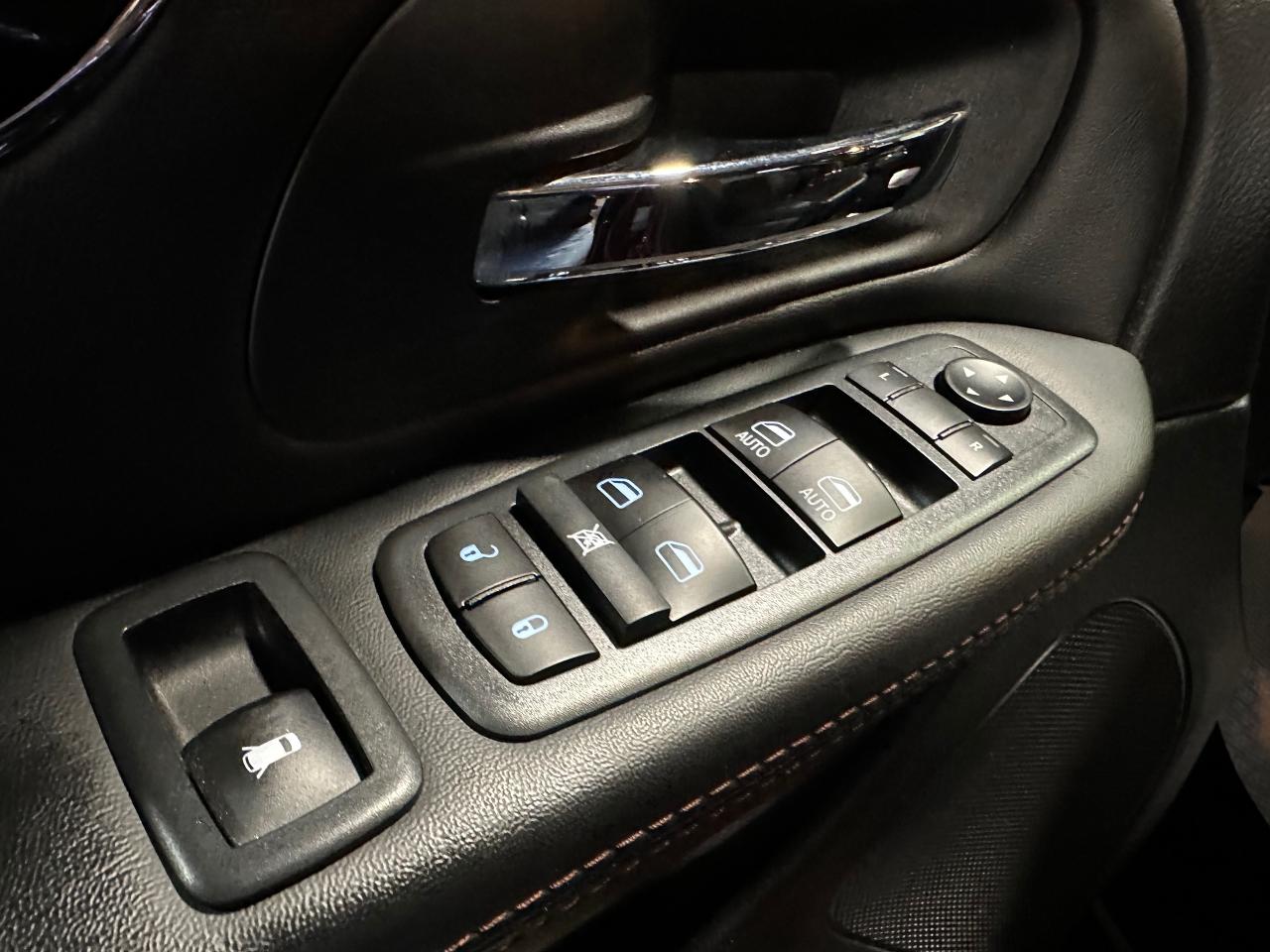 2019 Dodge Grand Caravan 35th ANNIVERSARY | LEATHER | NO ACCIDENTS - Photo #24