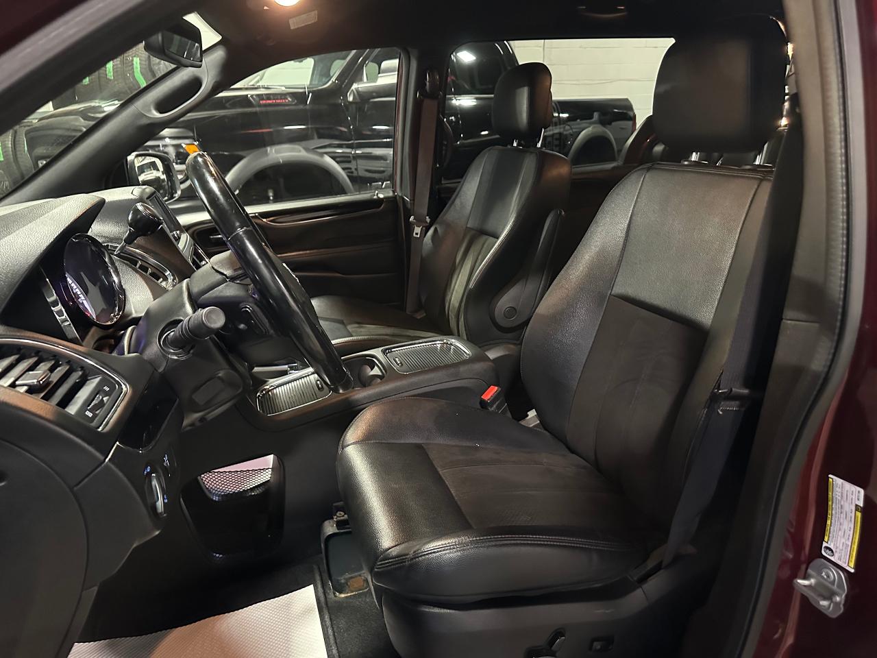 2019 Dodge Grand Caravan 35th ANNIVERSARY | LEATHER | NO ACCIDENTS - Photo #26