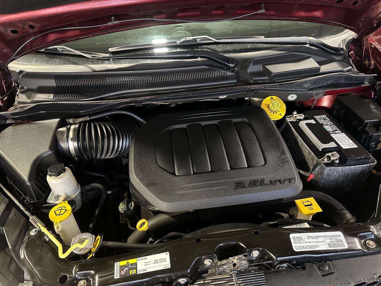 2019 Dodge Grand Caravan 35th ANNIVERSARY | LEATHER | NO ACCIDENTS - Photo #35