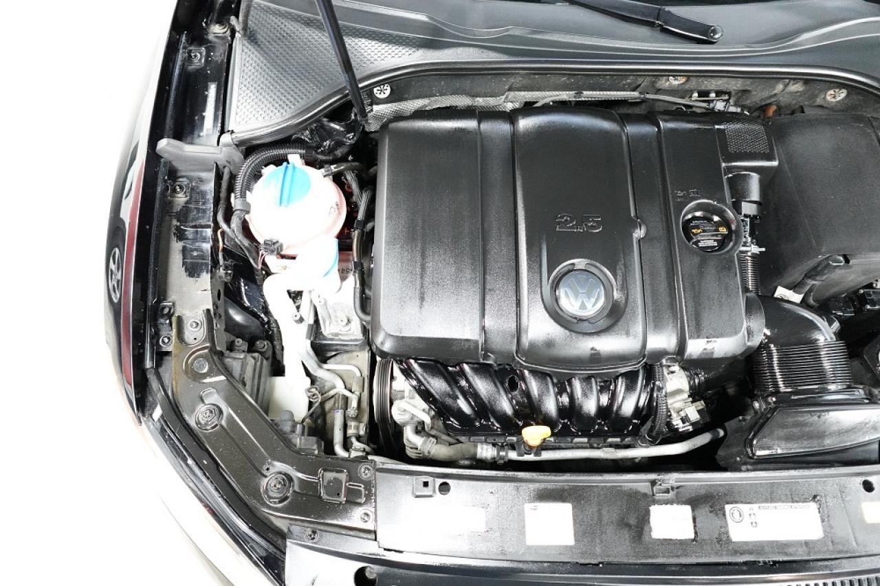 2014 Volkswagen Passat HIGHLINE,NO ACCIDENT,ALL SERVICE RECORDS Photo