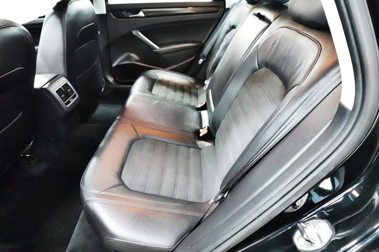 2014 Volkswagen Passat HIGHLINE,NO ACCIDENT,ALL SERVICE RECORDS Photo