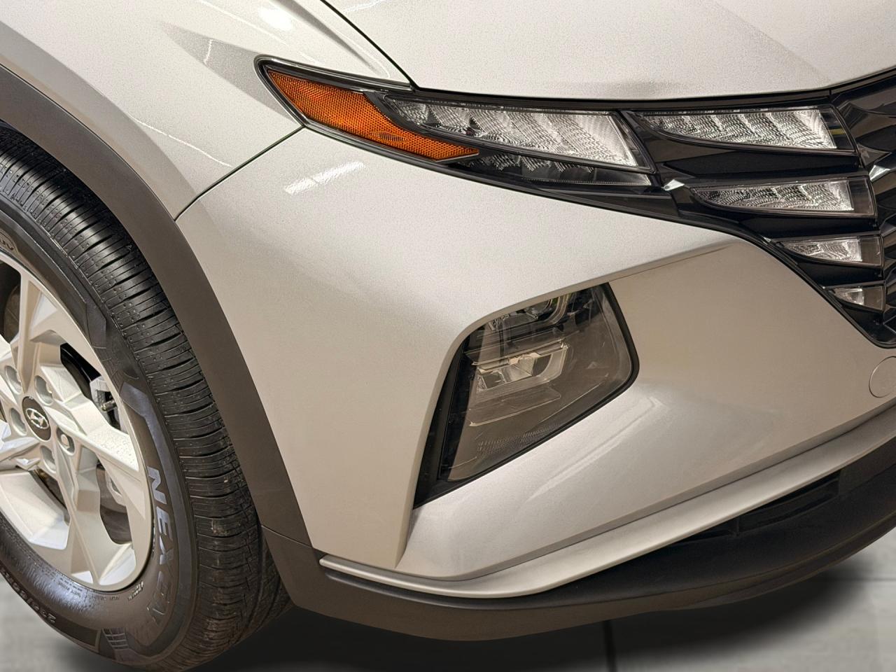 2022 Hyundai Tucson Essential AWD+ApplePlay+ONE OWNER+CLEAN CARFAX Photo