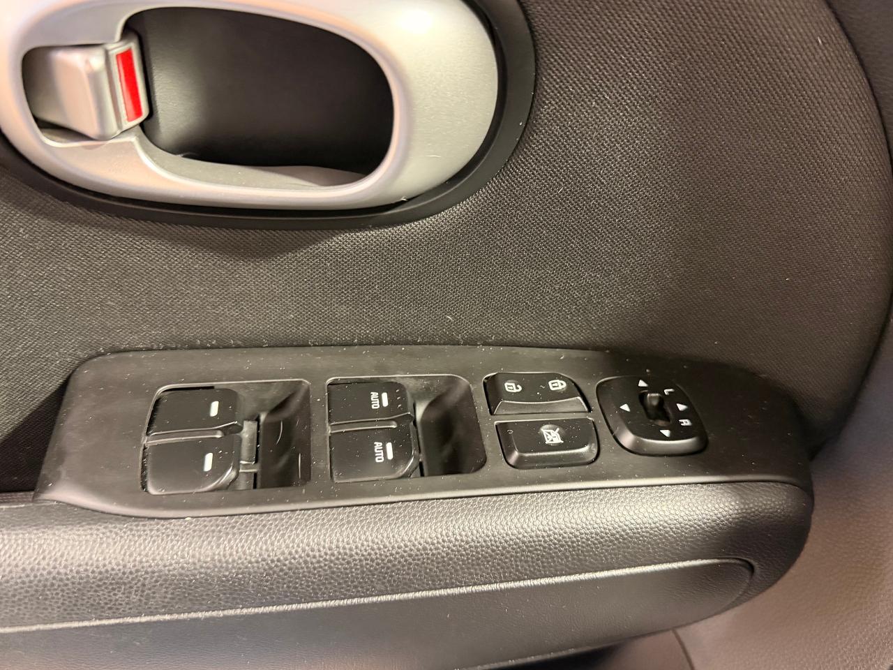 2016 Kia Soul EX+A/C+Power Options+CERTIFED! Photo