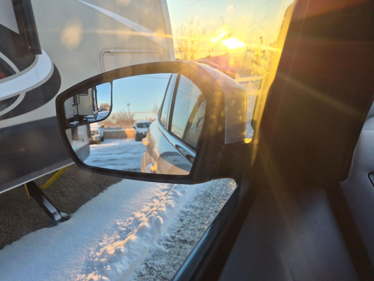 2017 Ford Escape SE AWD Htd Seats, Large BU Cam, Park Assist - Photo #8