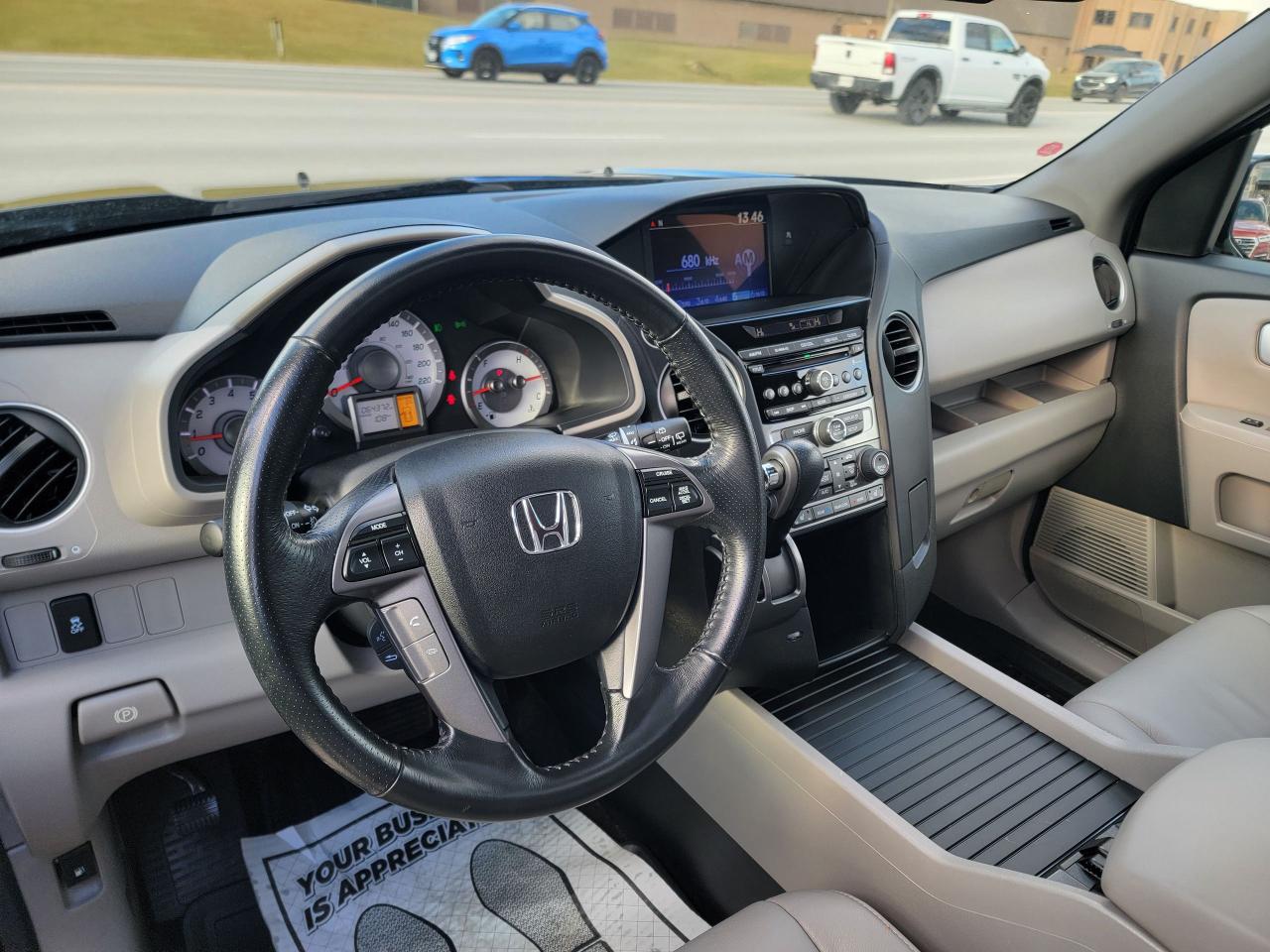 2013 Honda Pilot EX-L | LOW KMS - Photo #11