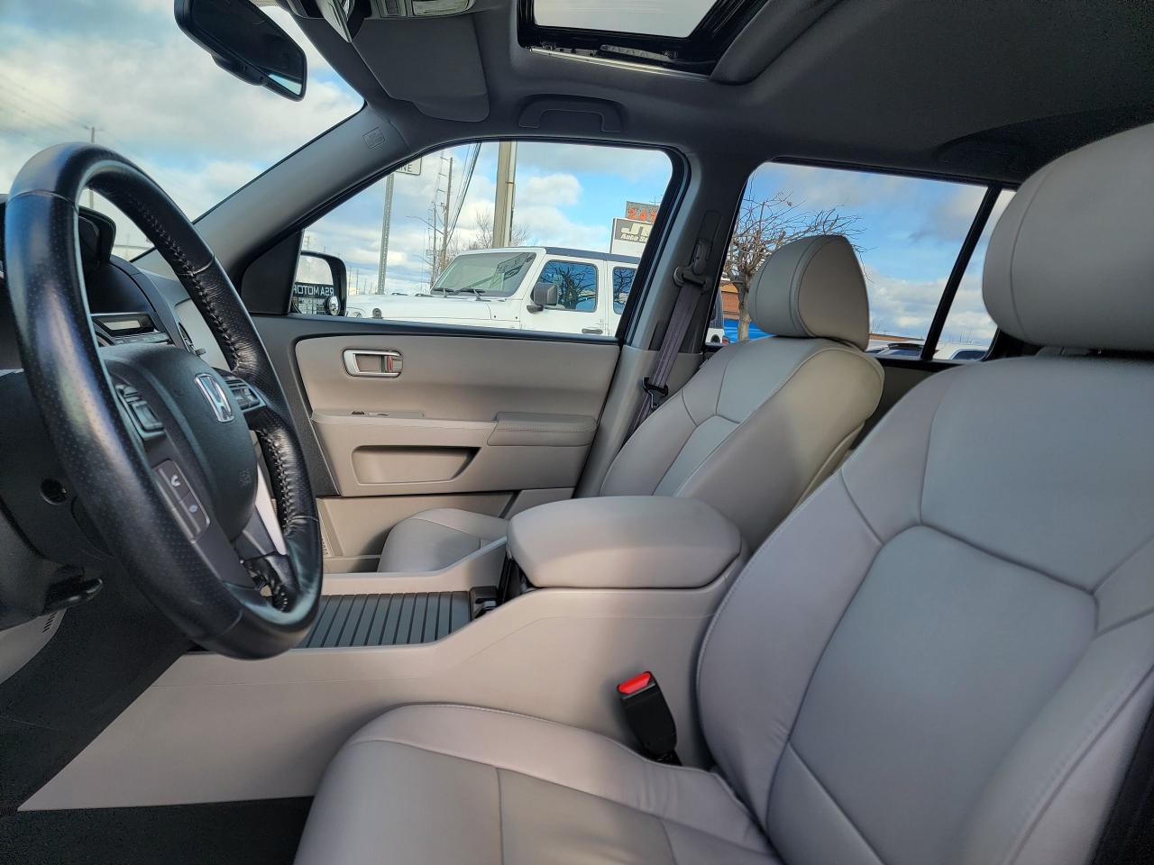 2013 Honda Pilot EX-L | LOW KMS - Photo #12