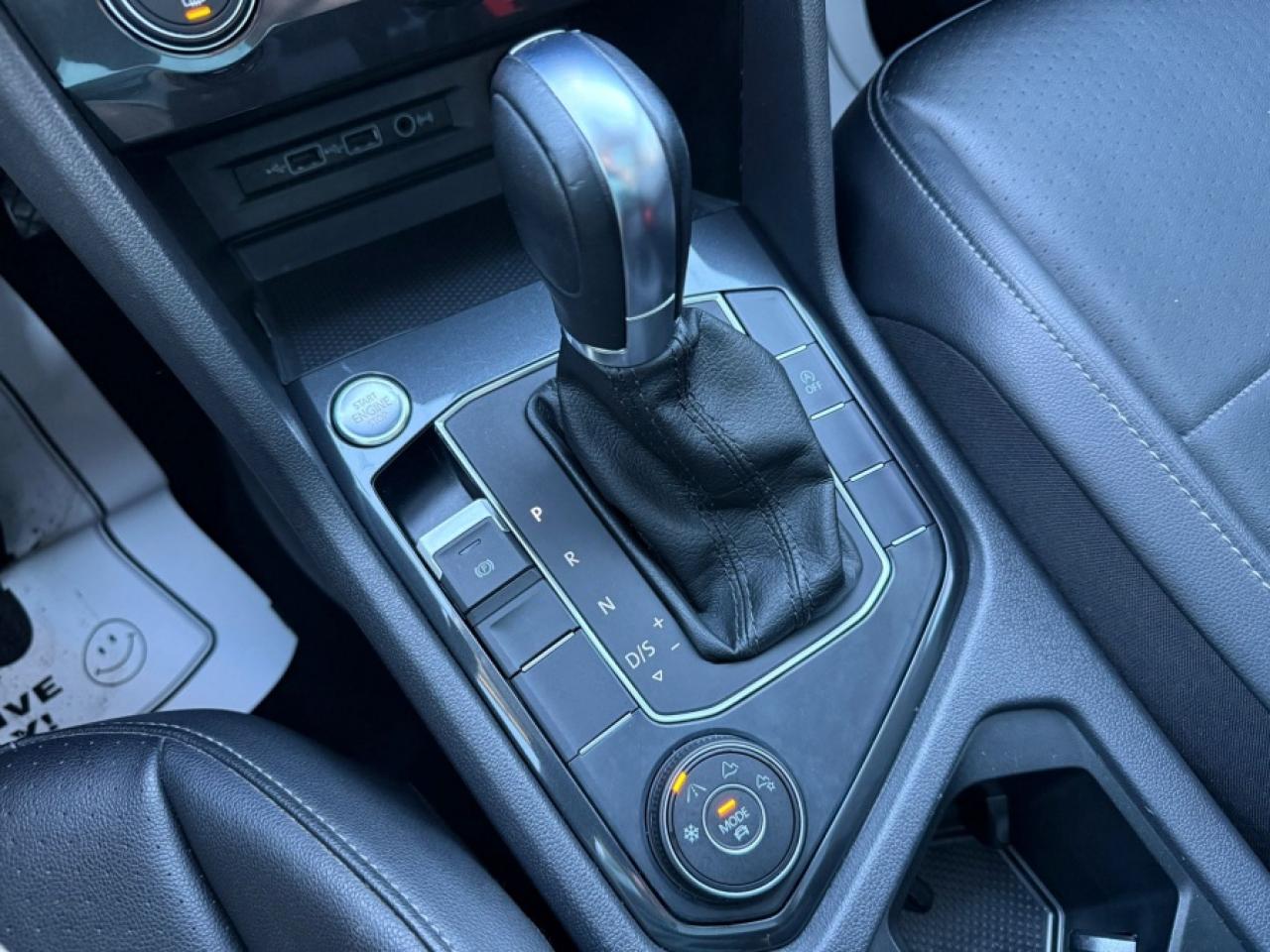 2019 Volkswagen Tiguan COMFORTLINE AWD/ CLEAN CARFAX/ ONE OWNER/ SUNROOF - Photo #16