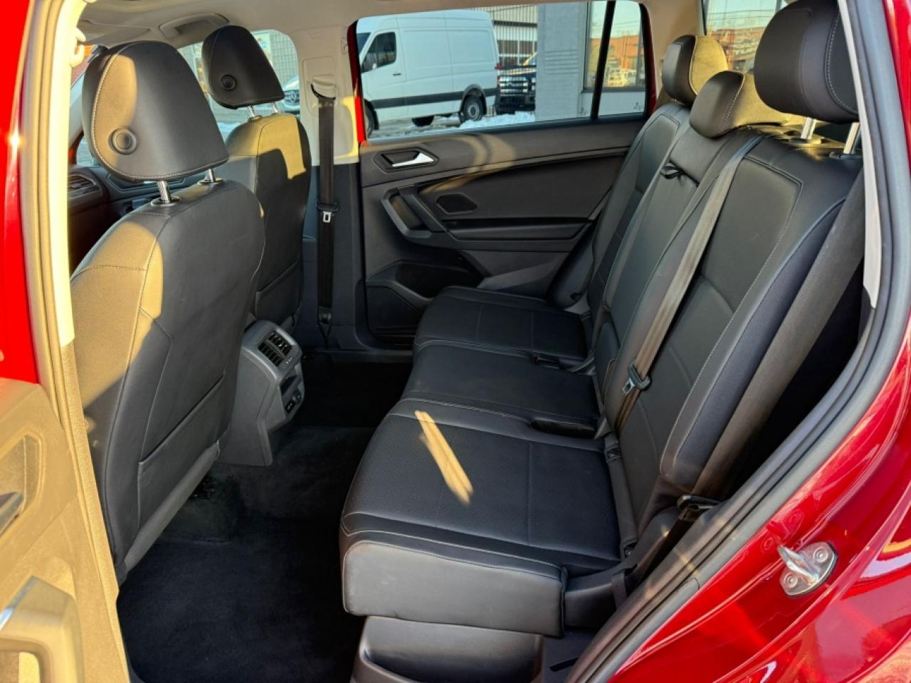 2019 Volkswagen Tiguan COMFORTLINE AWD/ CLEAN CARFAX/ ONE OWNER/ SUNROOF - Photo #19