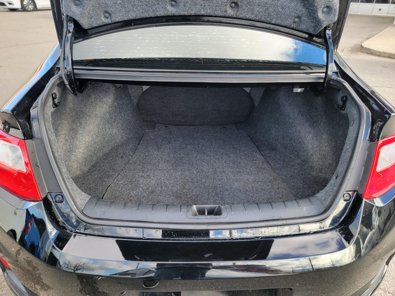 2015 Honda Accord EX-L W/NAVI - Photo #12