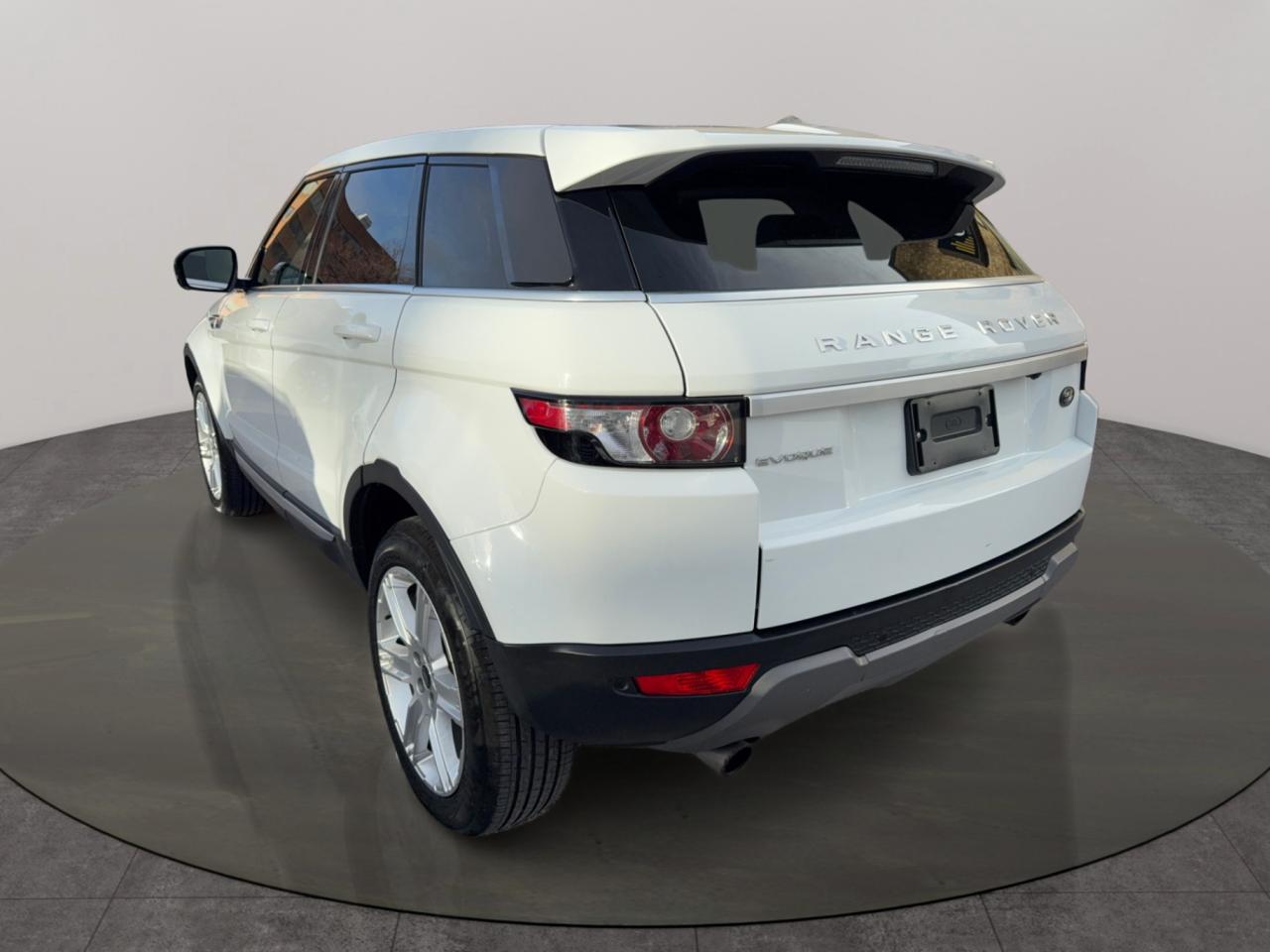 2013 Land Rover Evoque 5DR HB PRESTIGE PREMIUM Photo