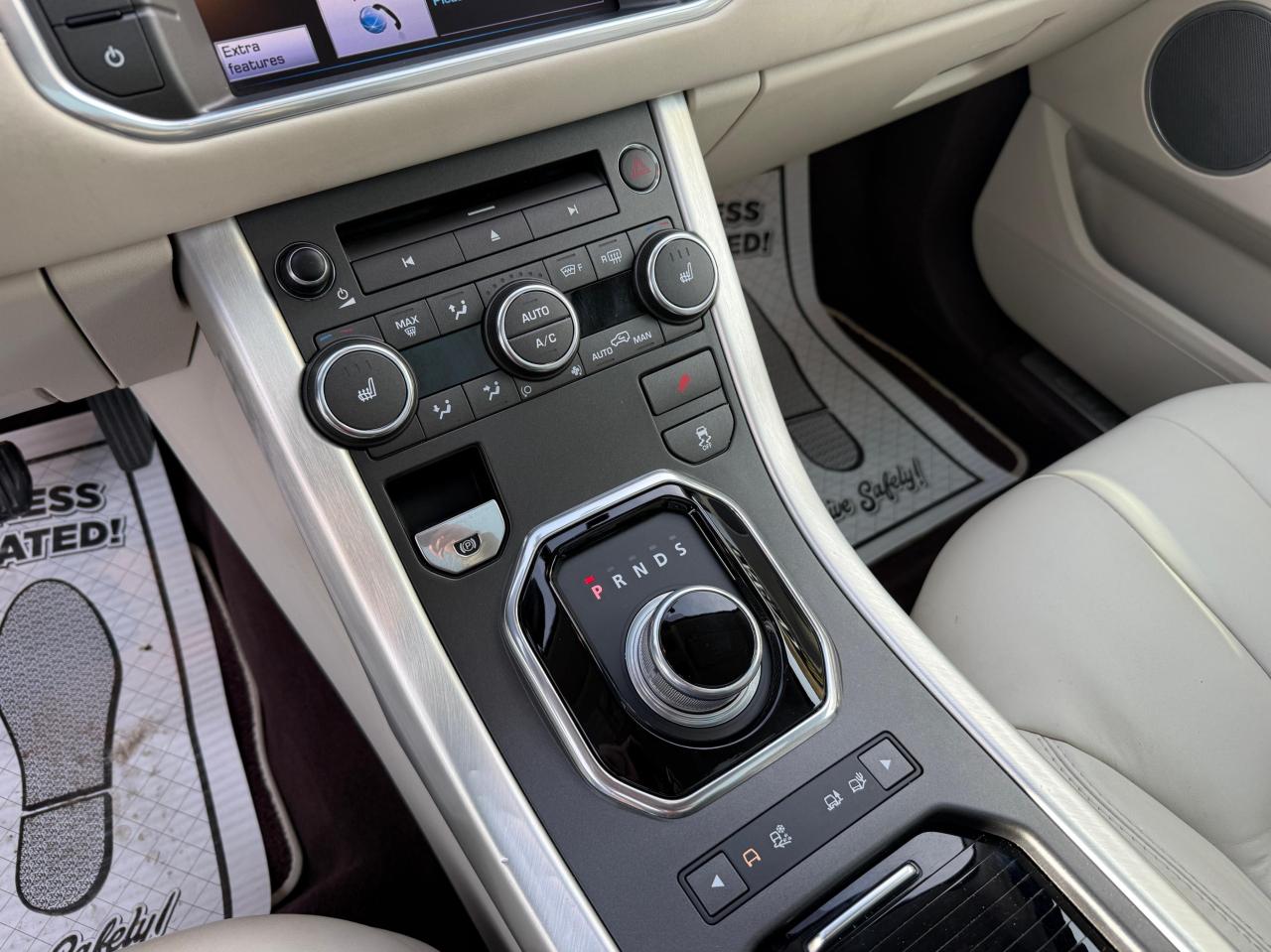 2013 Land Rover Evoque 5DR HB PRESTIGE PREMIUM Photo