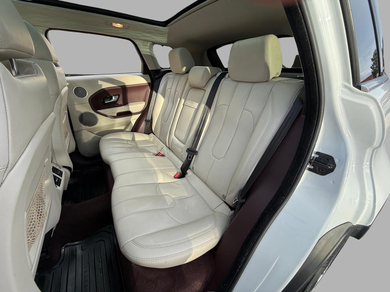 2013 Land Rover Evoque 5DR HB PRESTIGE PREMIUM Photo