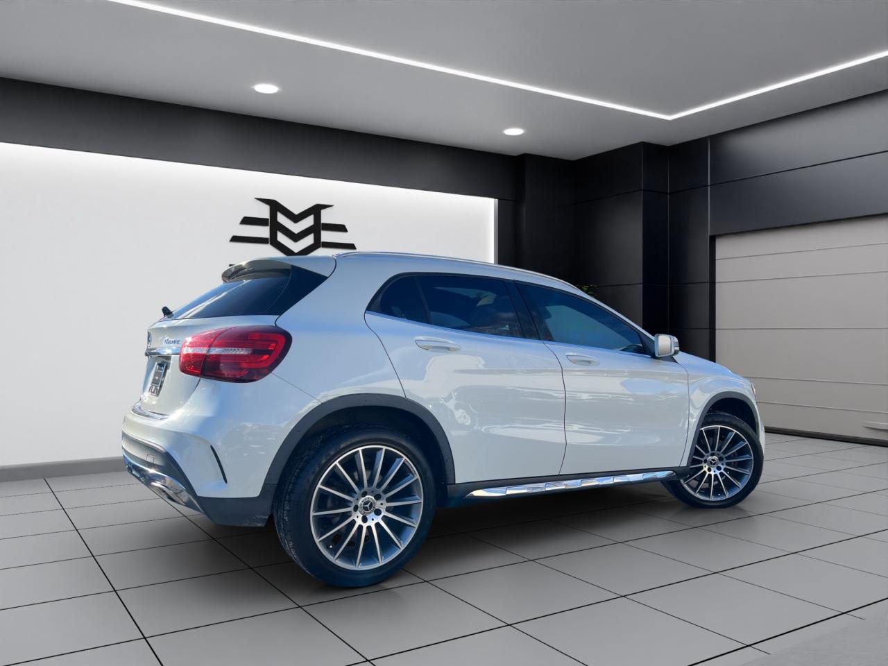 2018 Mercedes-Benz GLA GLA 250 4MATIC - Amg Pkg - Navigation - Sunroof ! Photo
