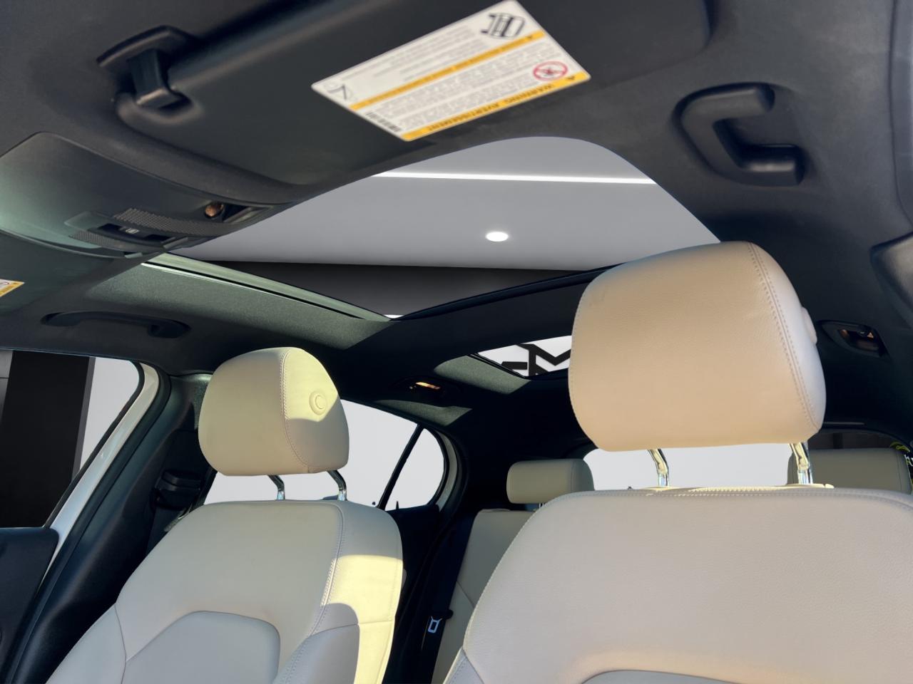 2018 Mercedes-Benz GLA GLA 250 4MATIC - Amg Pkg - Navigation - Sunroof ! Photo