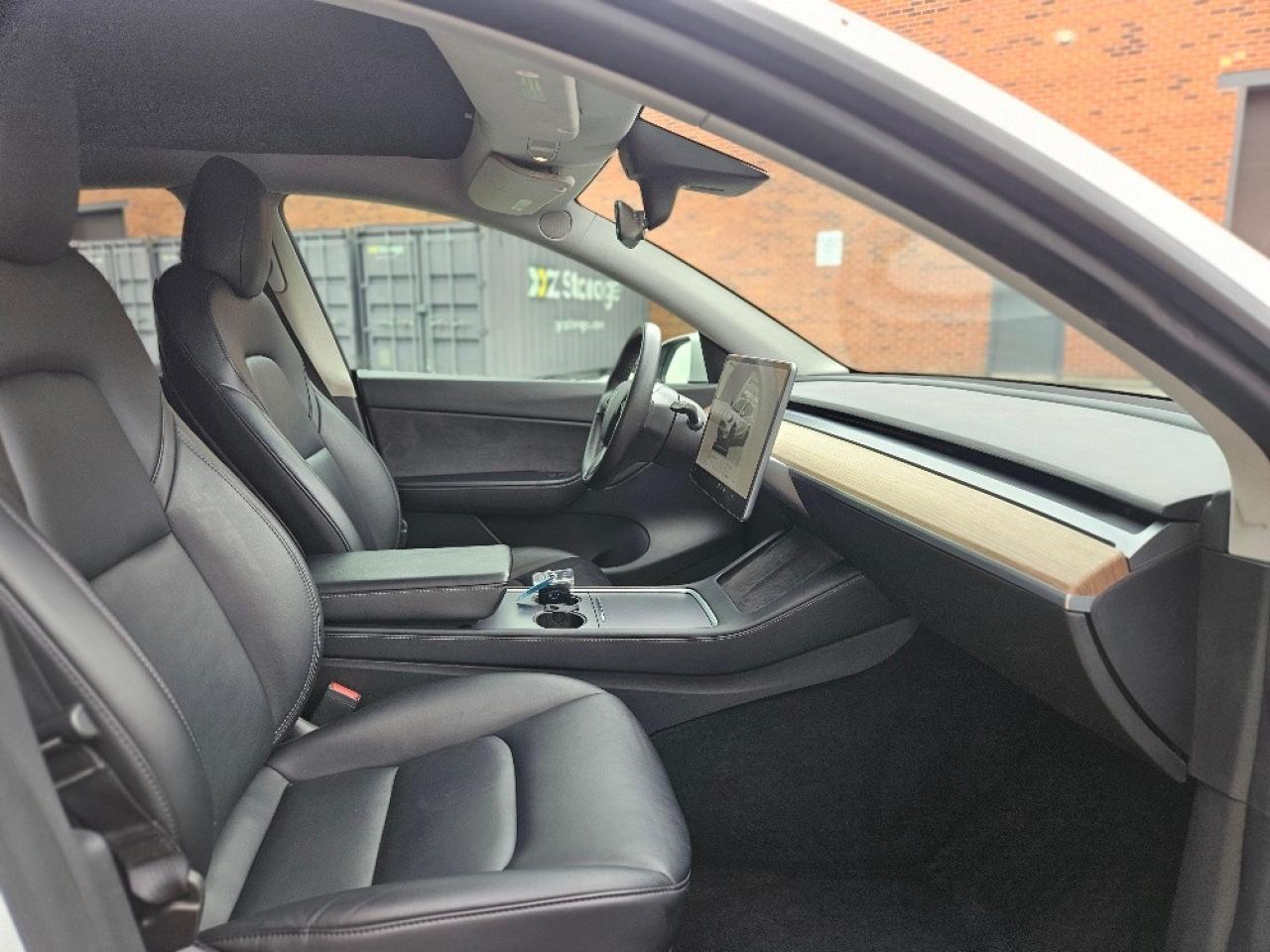 2022 Tesla Model Y PERFORMANCE AWD-DUAL MOTOR-CERTIFIED Photo