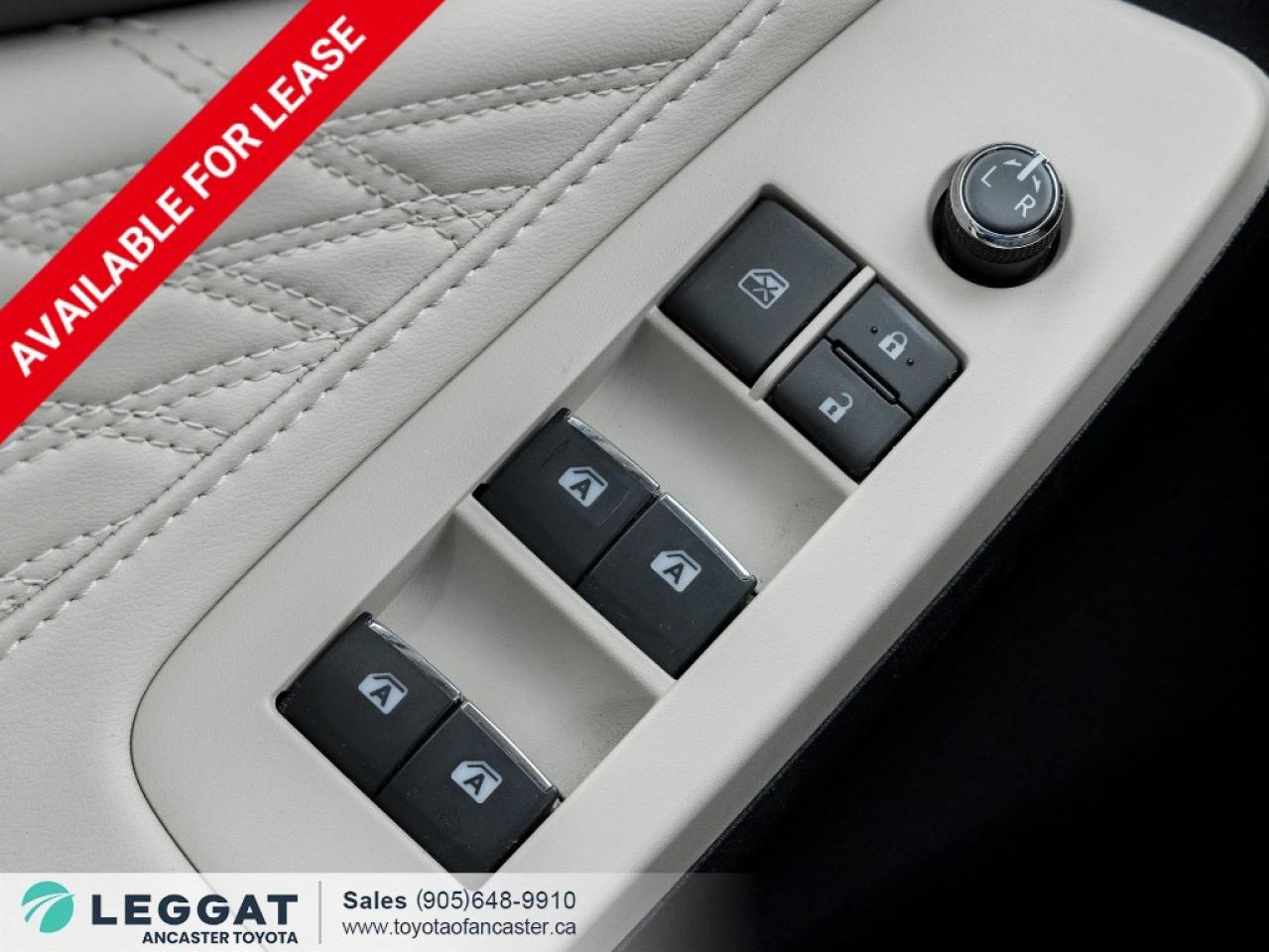 2019 Toyota Avalon Limited Auto Photo