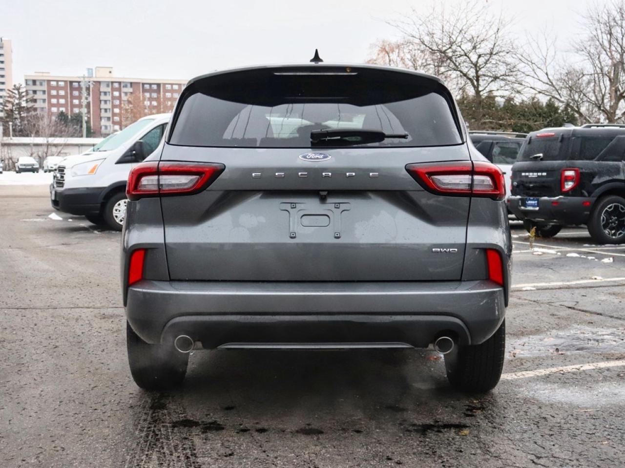 2024 Ford Escape ST-Line | AWD | 1.5L | HTD STR WHL | BLIS | LEDs Photo3