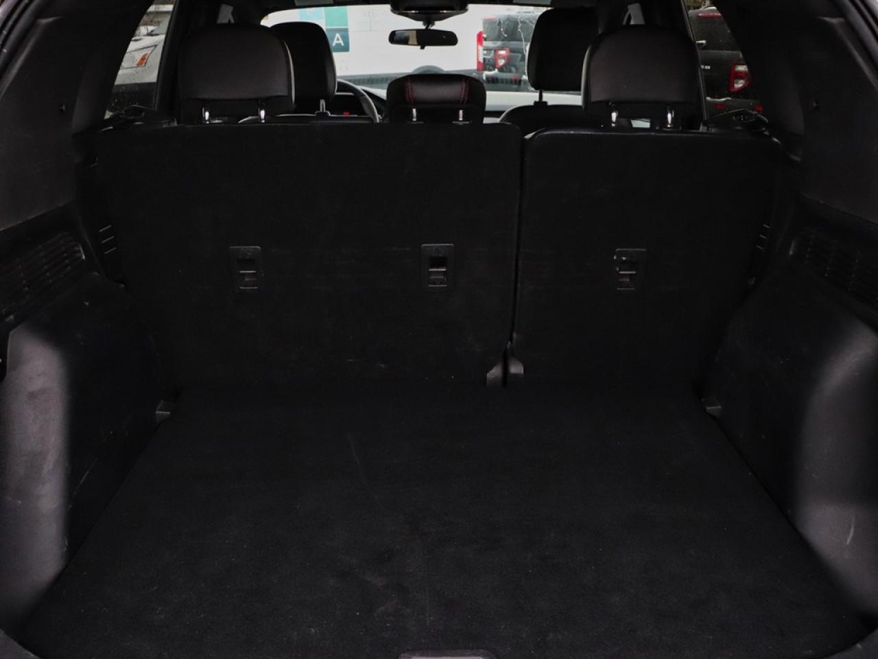 2024 Ford Escape ST-Line | AWD | 1.5L | HTD STR WHL | BLIS | LEDs Photo