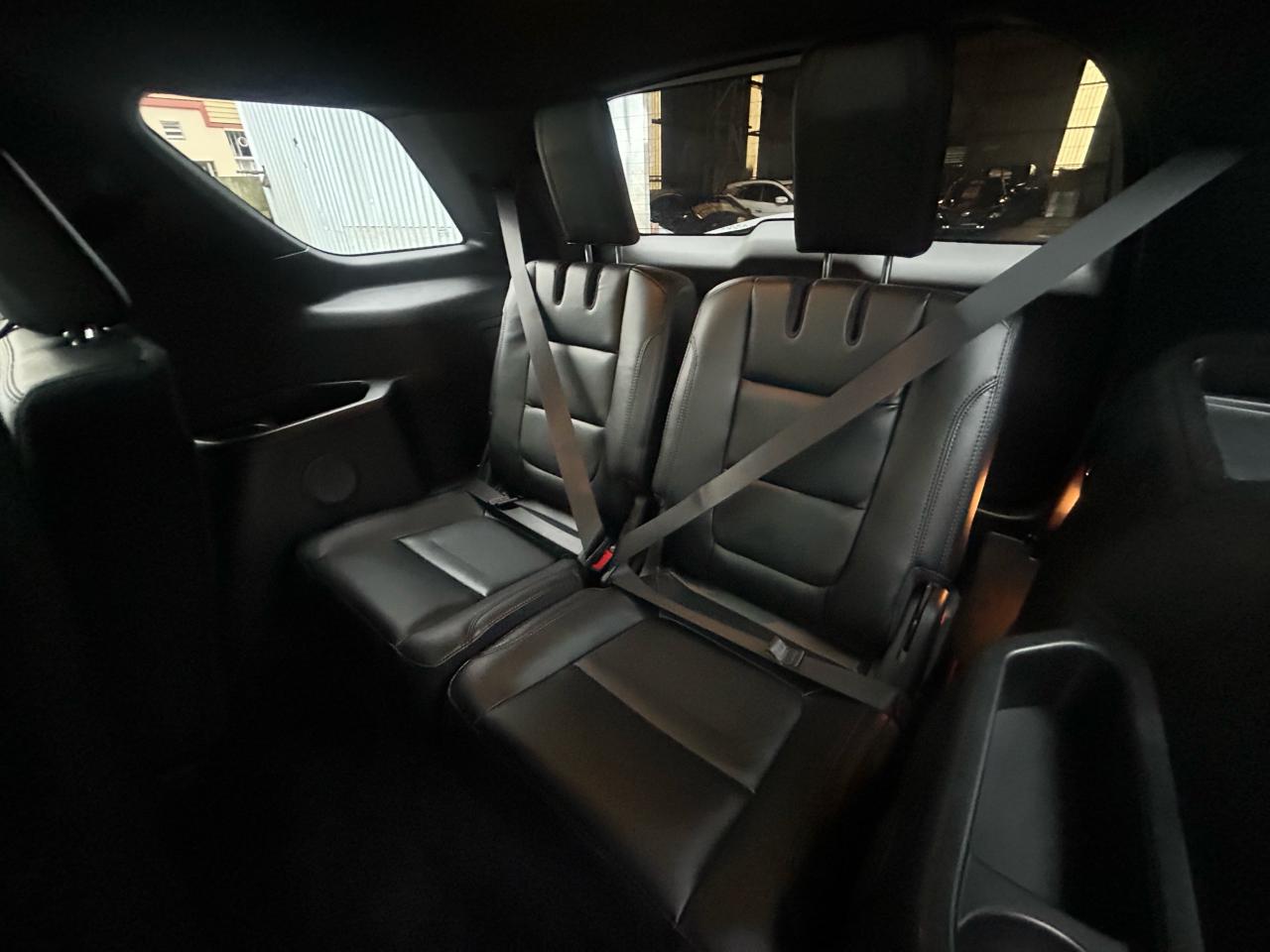 2017 Ford Explorer XLT - Photo #11