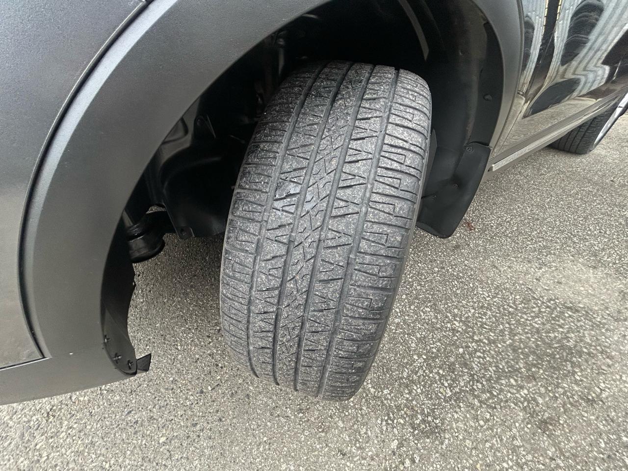 2017 Ford Explorer XLT - Photo #15