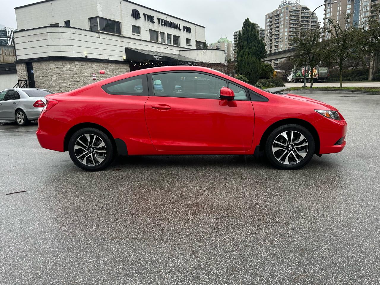 2013 Honda Civic LX - Photo #5