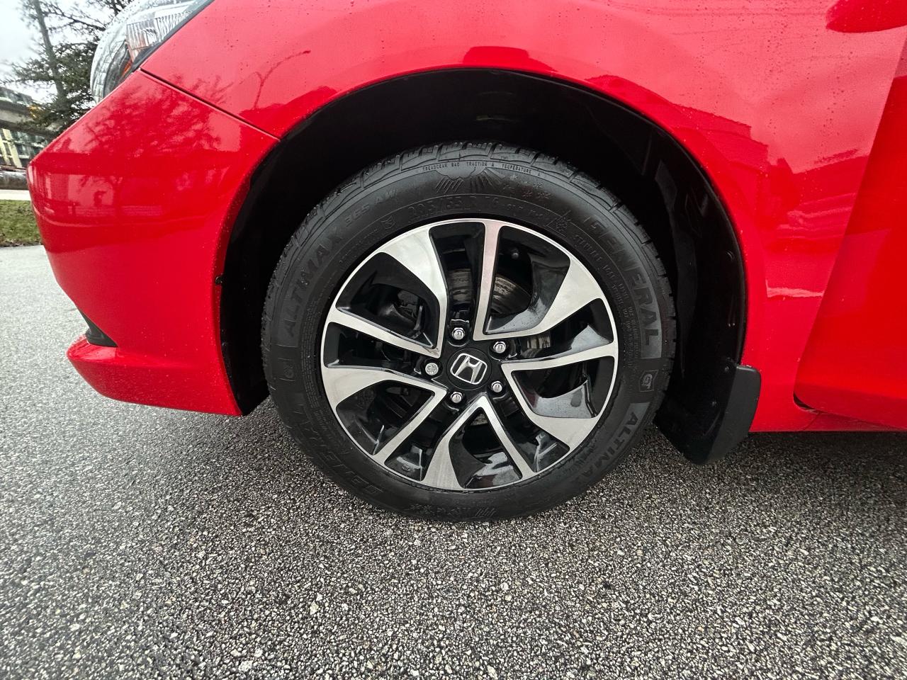 2013 Honda Civic LX - Photo #13