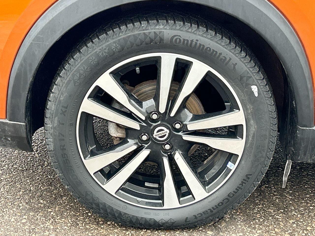 2020 Nissan Kicks SR CVT High Beam Assist|VDC Photo