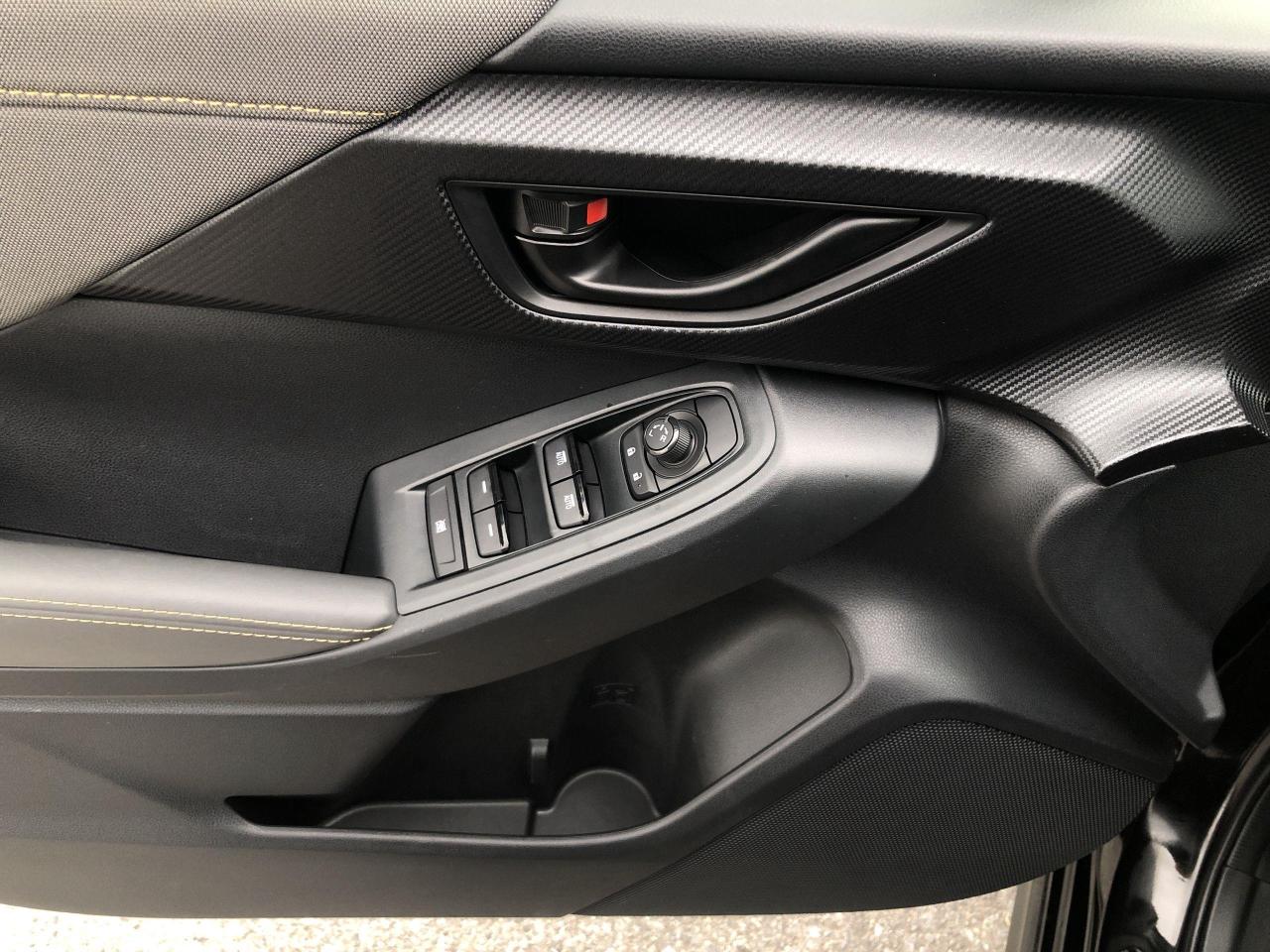 2024 Subaru XV Crosstrek Onyx ONYX, EYSIGHT, 182 HP, ROOF, HTD.SEATS, BK.CA Photo