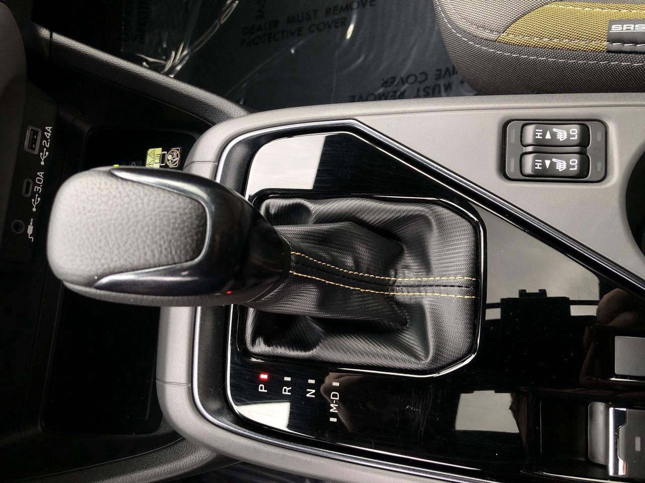 2024 Subaru XV Crosstrek Onyx ONYX, EYSIGHT, 182 HP, ROOF, HTD.SEATS, BK.CA Photo