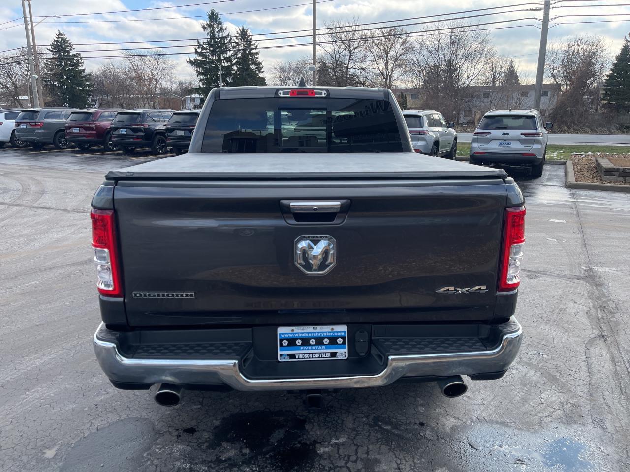 2020 RAM 1500 Crew Cab BIG HORN LVL 1 / 5.7L V8 / NAV / TRAILER BRAKE Photo